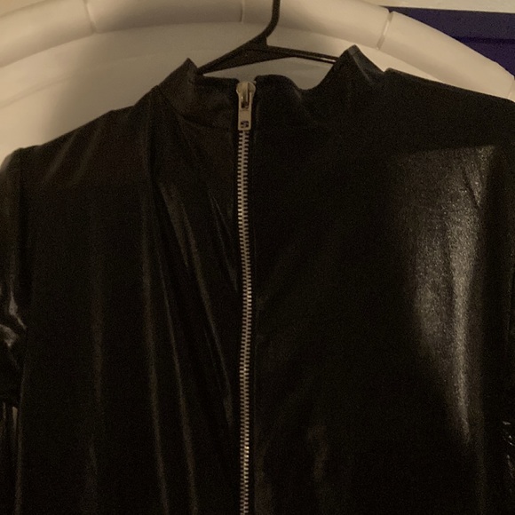 CatWoman (The Batman) Cosplay Catsuit Sexy - Picture 3 of 4